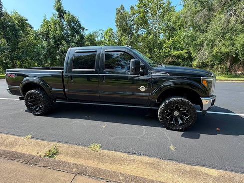 Used 2012 Ford F250 Lariat w/ Lariat Ultimate Pkg AWD/4WD image 6