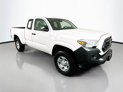 Used 2021 Toyota Tacoma SR image 1