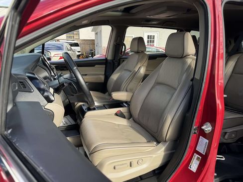Used 2023 Honda Odyssey Elite image 38