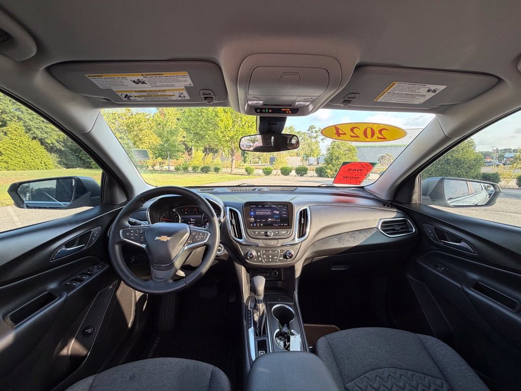 Used 2024 Chevrolet Equinox LT FWD image 26