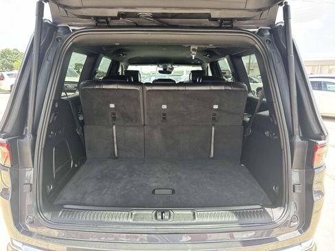 Used 2022 Jeep Wagoneer Series I AWD/4WD image 8