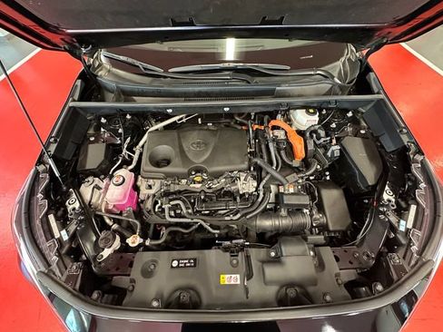Certified 2025 Toyota RAV4 XLE w/ Convenience Package AWD/4WD image 24