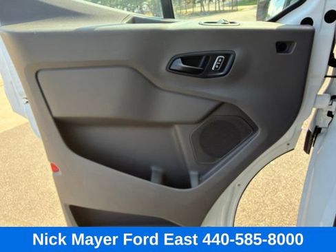 Used 2025 Ford Transit 250 148 Medium Roof RWD image 24