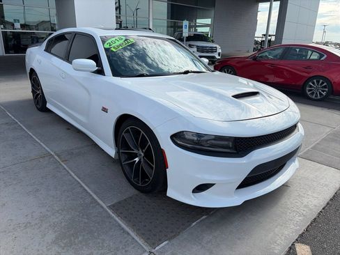 Used 2018 Dodge Charger R/T Scat Pack RWD image 7