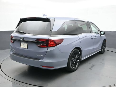 Used 2023 Honda Odyssey Sport image 6