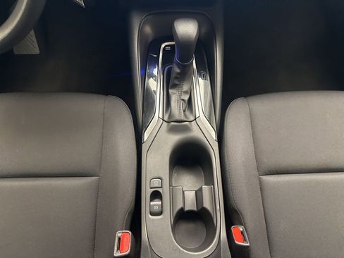 Used 2023 Toyota Corolla LE image 21