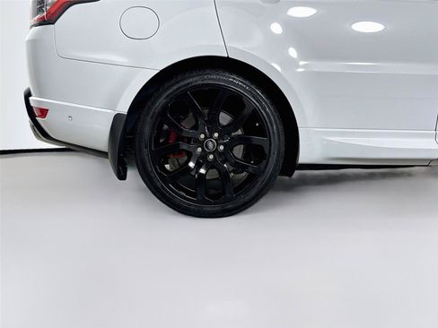 Used 2018 Land Rover Range Rover Sport Supercharged AWD/4WD image 37