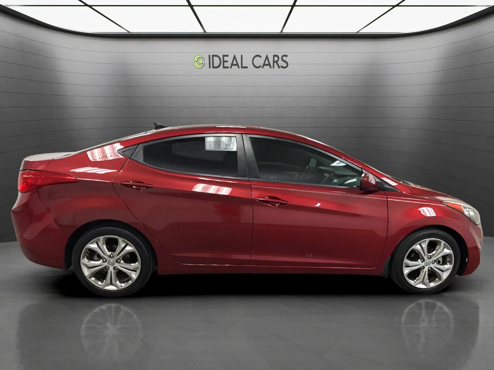 Used 2013 Hyundai Elantra GLS w/ Preferred Pkg FWD image 4