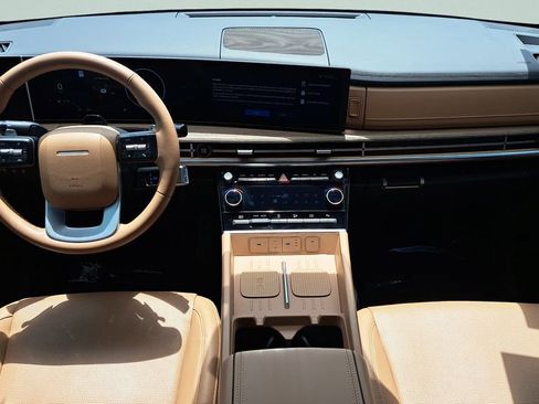 Used 2025 Hyundai Santa Fe Limited image 21