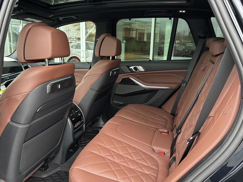 New 2026 BMW X5 sDrive40i w/ Executive Package image 8