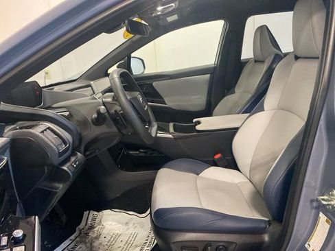 Certified 2024 Subaru Solterra Limited image 10