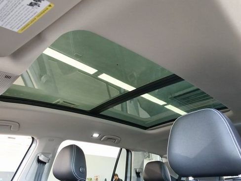 New 2026 Volkswagen Atlas SE image 33