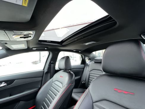 Certified 2022 Kia Forte GT FWD image 22