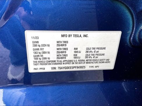 Used 2023 Tesla Model Y Long Range AWD/4WD image 19