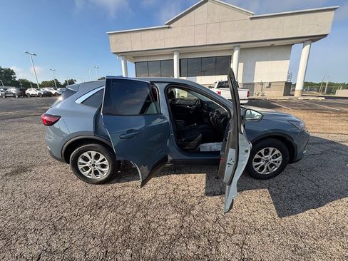 Used 2023 Ford Escape Active w/ Tech Pack #2 AWD/4WD image 9