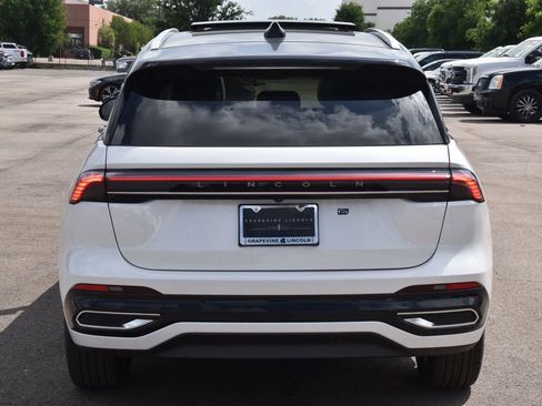 New 2026 Lincoln Nautilus Reserve AWD/4WD image 15