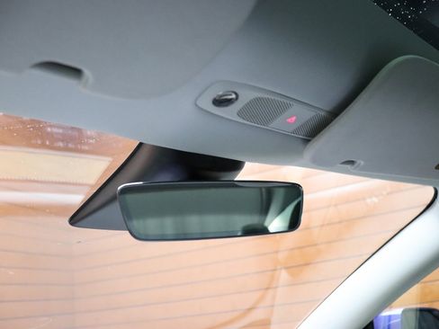 Used 2023 Tesla Model 3 Standard Range image 50