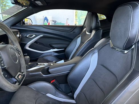 Certified 2023 Chevrolet Camaro SS RWD image 20