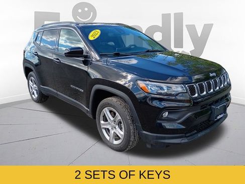 Used 2023 Jeep Compass Latitude w/ Convenience Group AWD/4WD image 5