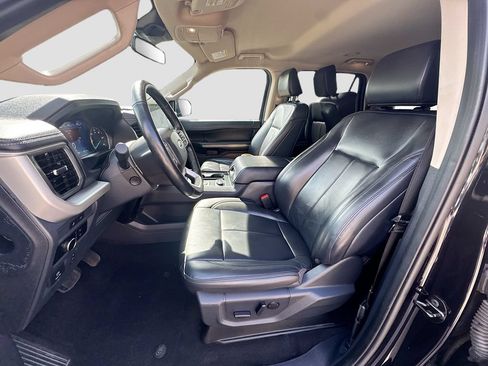 Used 2024 Ford Expedition XLT AWD/4WD image 22