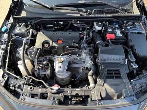 Used 2024 Honda Civic Sport image 3