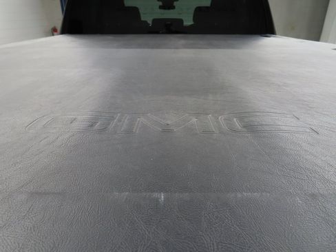 Used 2023 GMC Sierra 1500 Elevation image 31