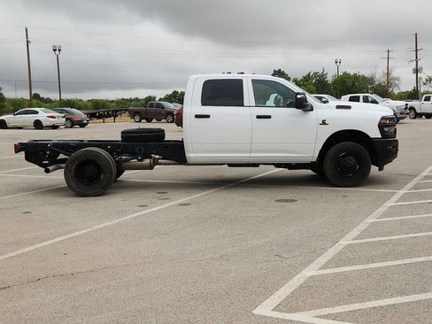 New 2026 RAM 3500 Tradesman AWD/4WD image 5