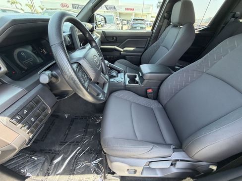 Used 2025 Toyota Tacoma SR5 RWD image 15