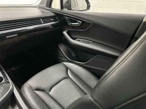 Used 2018 Audi Q7 3.0T Premium Plus AWD/4WD image 13