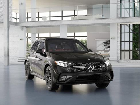Used 2026 Mercedes-Benz GLC 300 4MATIC image 9