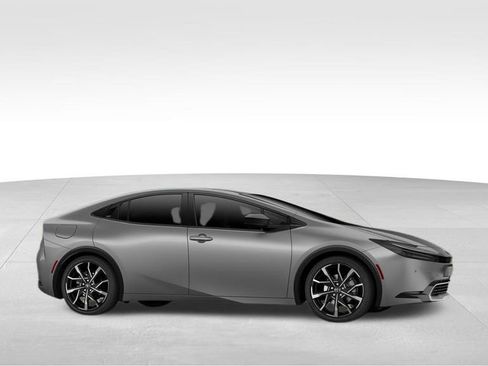 New 2026 Toyota Prius Plug-In Hybrid FWD image 33