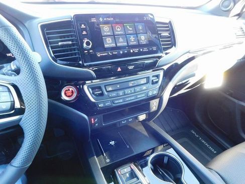 New 2026 Honda Ridgeline Black Edition image 37