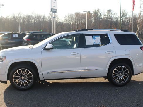 Used 2022 GMC Acadia Denali w/ Denali Ultimate Package image 4