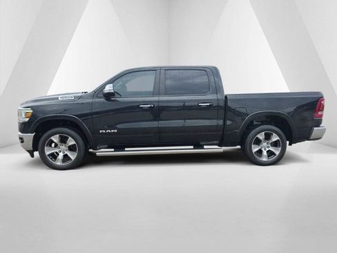 Used 2019 RAM 1500 Laramie AWD/4WD image 8