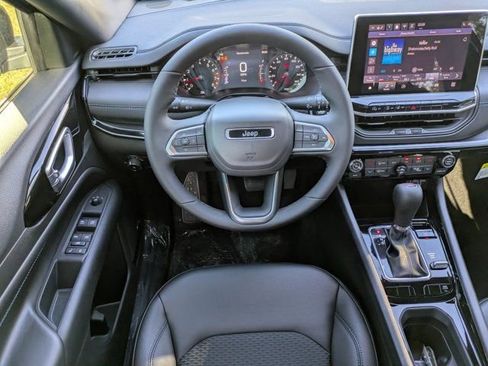 New 2026 Jeep Compass Latitude w/ Sun and Sound Group AWD/4WD image 14