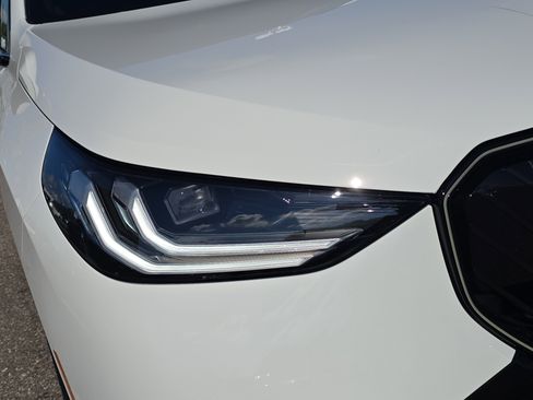 New 2026 BMW X3 xDrive30 w/ Premium Package image 7