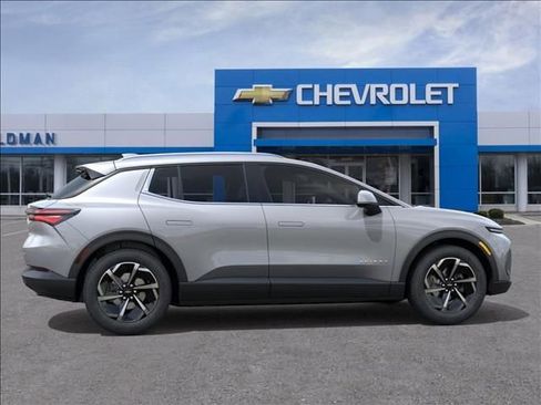 New 2026 Chevrolet Equinox EV LT image 5