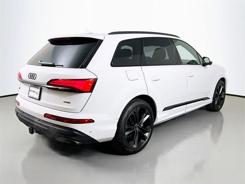 New 2026 Audi Q7 3.0T Premium Plus image 7
