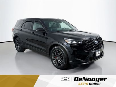 Used 2025 Ford Explorer ST