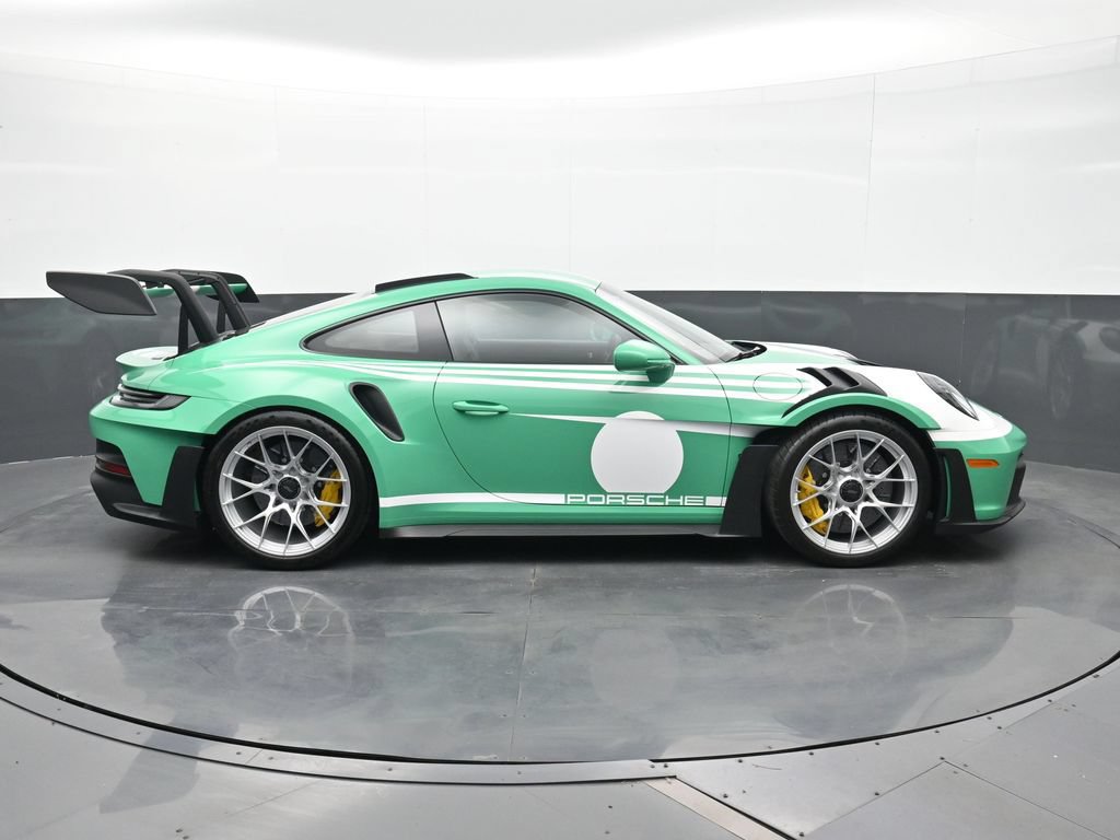 Certified 2025 Porsche 911 GT3 RS RWD image 18