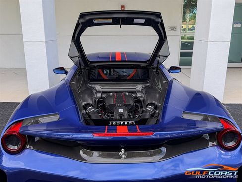 Used 2020 Ferrari 488 Pista Coupe RWD image 38