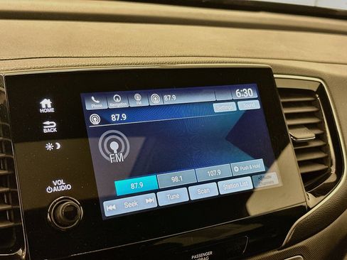 Used 2023 Honda Passport TrailSport image 21