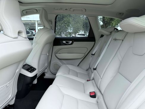 Certified 2026 Volvo XC60 B5 Ultra w/ Protection Package Premier AWD/4WD image 15