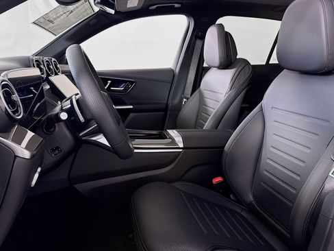New 2026 Mercedes-Benz GLC 300 image 16