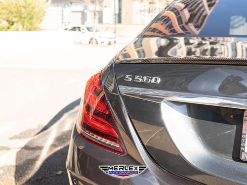 Used 2019 Mercedes-Benz S 560 4MATIC Sedan w/ Premium Package image 50