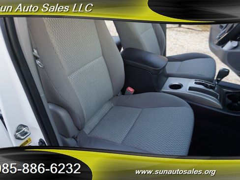 Used 2014 Toyota Tacoma PreRunner image 17