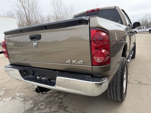 Used 2007 Dodge Ram 1500 Truck SLT image 8