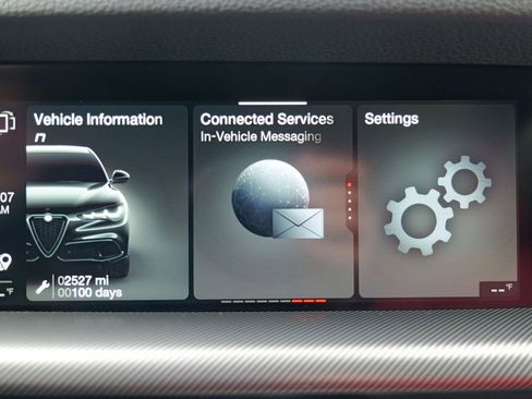 Used 2024 Alfa Romeo Stelvio Ti w/ Performance Driving Package image 60