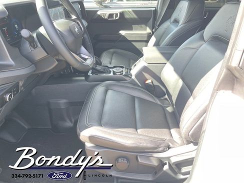 New 2025 Ford Bronco Big Bend w/ Black Diamond Package image 7