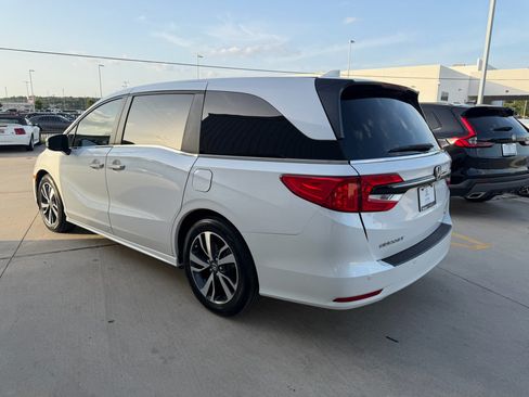 Used 2024 Honda Odyssey Touring image 6